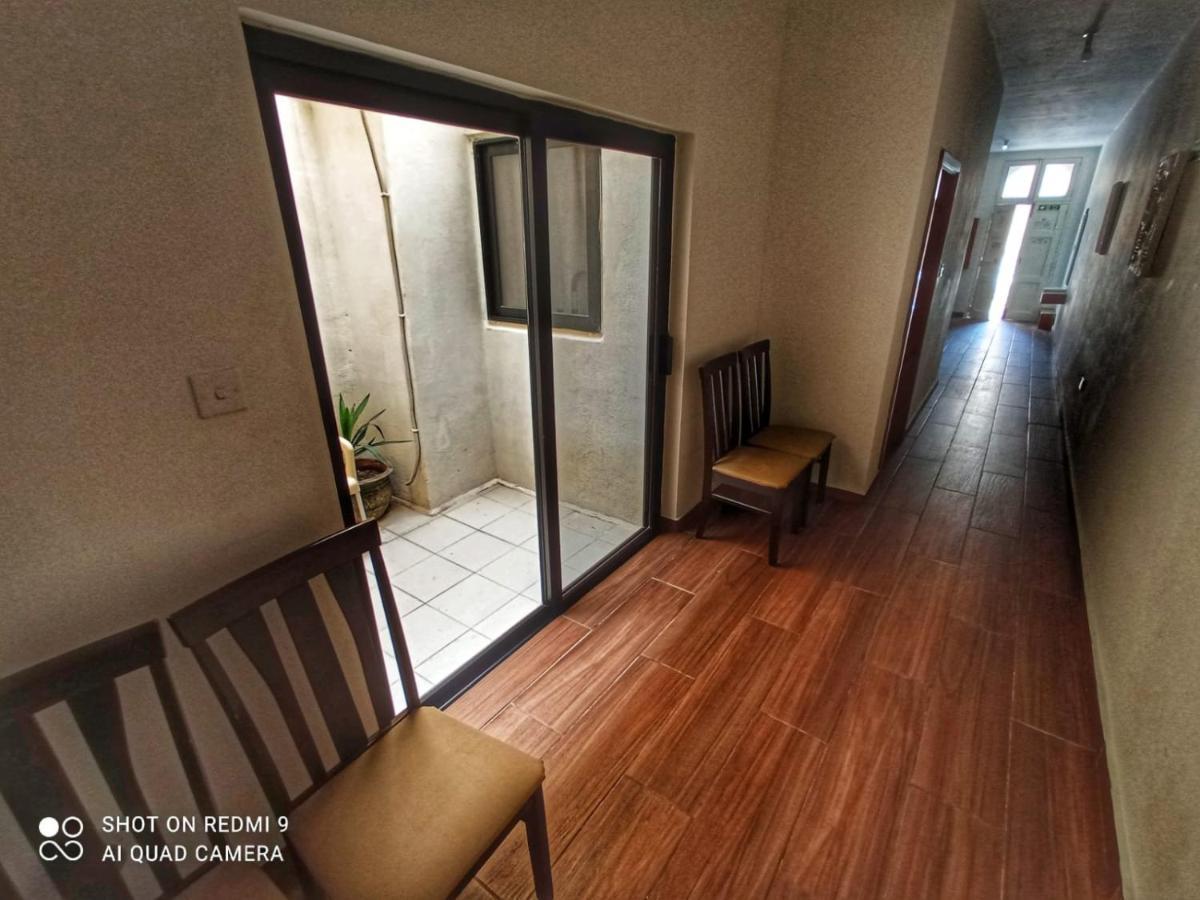 Town House With Private Pool In Village Centre Kalkara Esterno foto